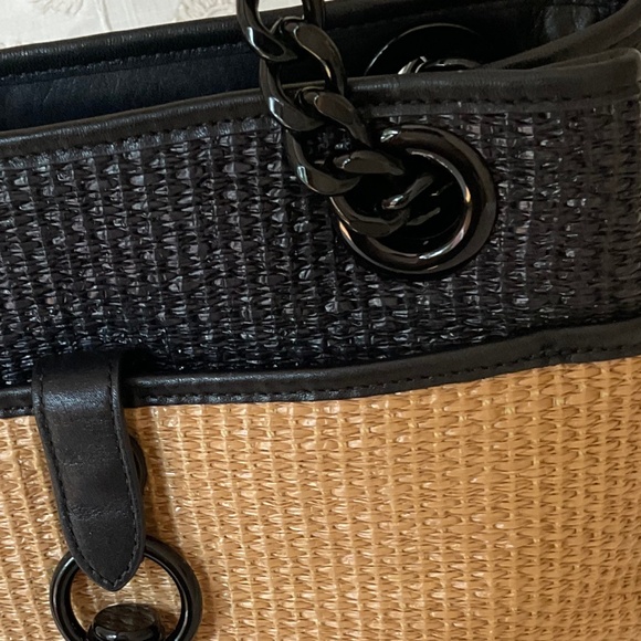 Rebecca Minkoff Edie Large Bucket Bag NWT Natural Woven Straw with Black Trim - Picture 11 of 12